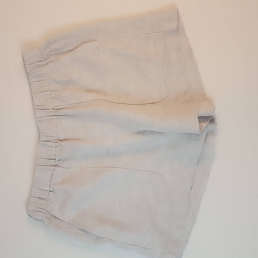 Banana Republic 100% Linen Shorts XS NWOT